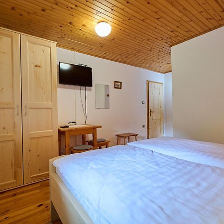 The Farmhouse Bevsek Osep Solcava Bagian luar foto