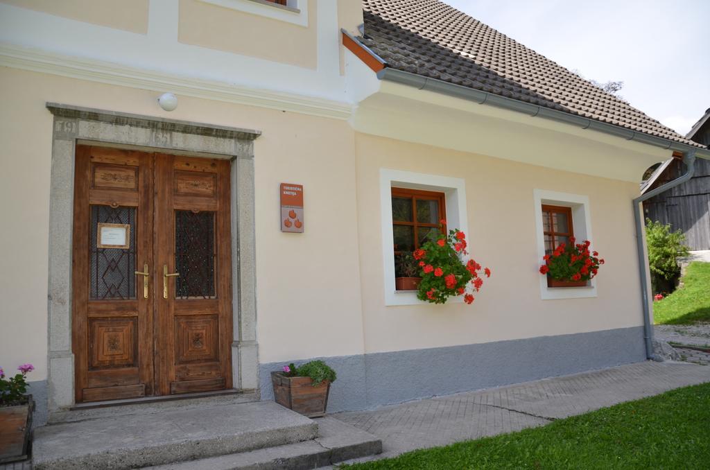 The Farmhouse Bevsek Osep Solcava Bagian luar foto